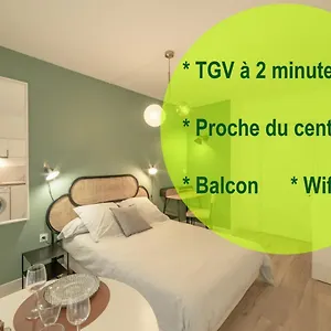 https://apparthotel-gare-chambery.hotels-rhonealpes.com